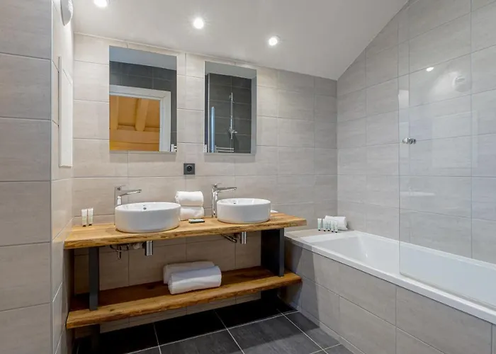 Violette By Les Etincelles * La Plagne